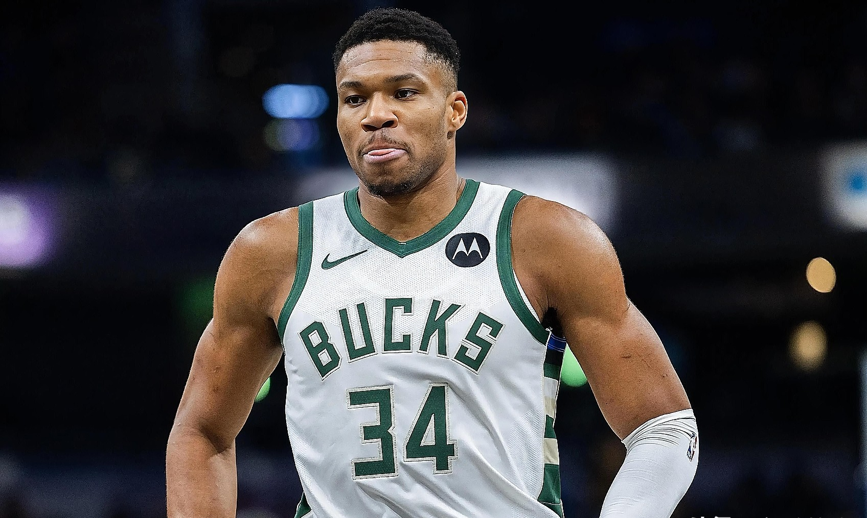 yabo-字母哥与60激战西班牙队分钟塔图姆连续三场比赛得分超过惊险取胜，圣安东尼奥马刺围绕全明星赛豪取连胜直接炸裂的简单介绍-yabo